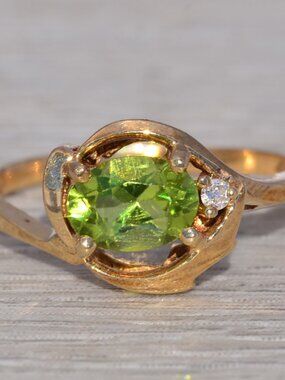 Peridot and Diamond Ring in Yellow Gold